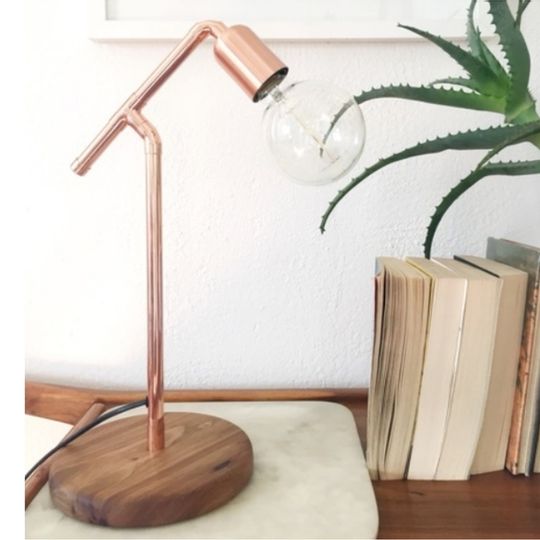 Wood base table lamp