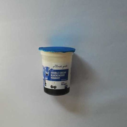 Double Cream Black Cherry Yogurt (150g)