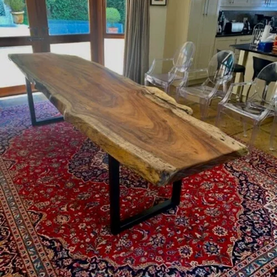 Live Edge - 8 Seater dining Table